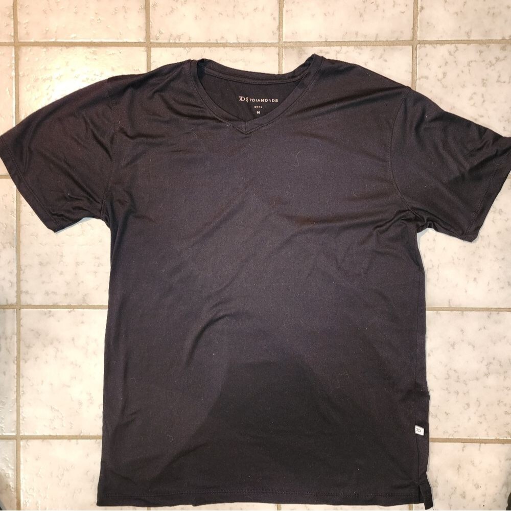 7DIAMONDS mens Black V Neck Core T Shirt Sz M Quiet Lux Performance Minimal - Picture 13 of 16